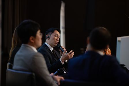 close up panel discussion